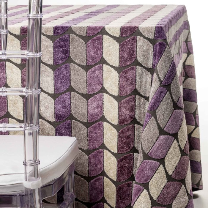 purple tulips tablecloth rentals in New Jersey. For weddings or parties. Tablecloth and napkin rentals by Chaya Sara Thau